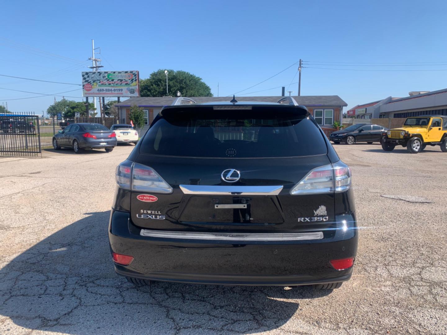 2010 Black Lexus RX 350 FWD (2T2ZK1BA3AC) with an 3.5L V6 DOHC 24V engine, Automatic transmission, located at 1830 North Belt Line Road, Irving, TX, 75061, (469) 524-0199, 32.834373, -96.993584 - Photo#4